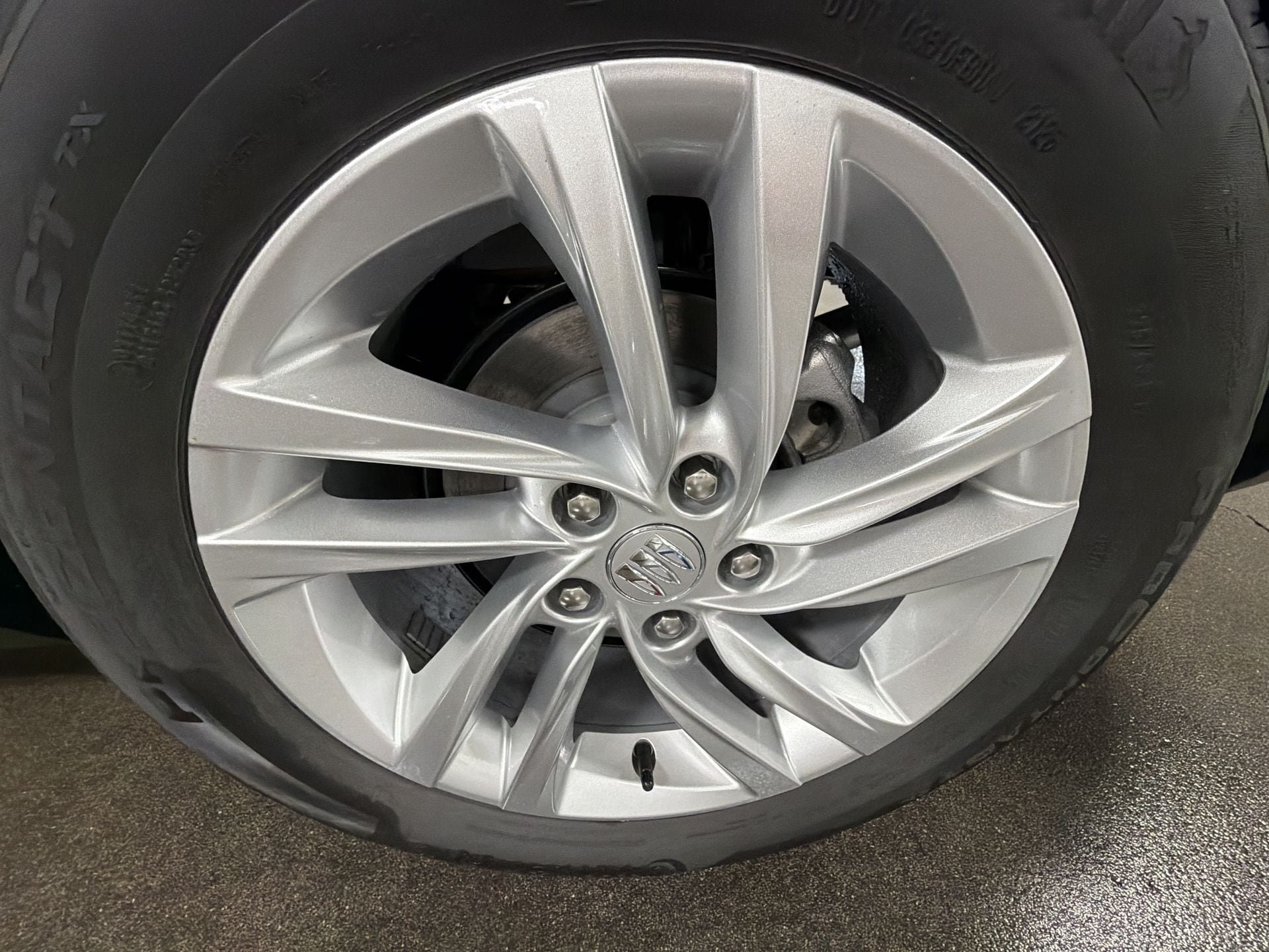 New 2026 Buick Envista Sport Touring w/ Convenience I Package FWD image 30