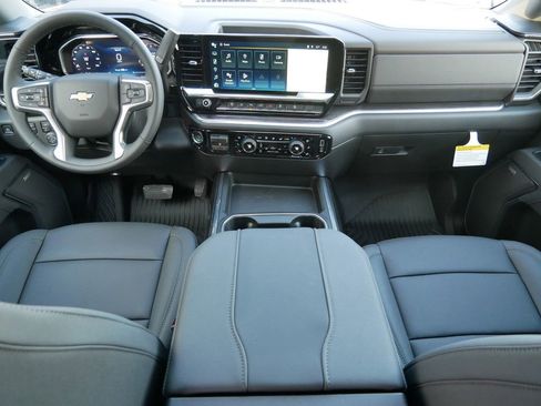 New 2026 Chevrolet Silverado 2500 LTZ w/ LTZ Premium Package image 17