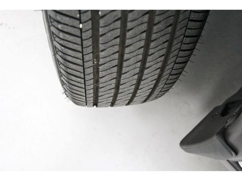Used 2025 Nissan Kicks Play S FWD image 28