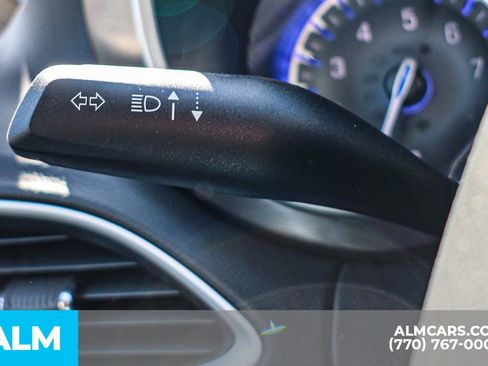 Used 2024 Chrysler Pacifica Touring-L image 35