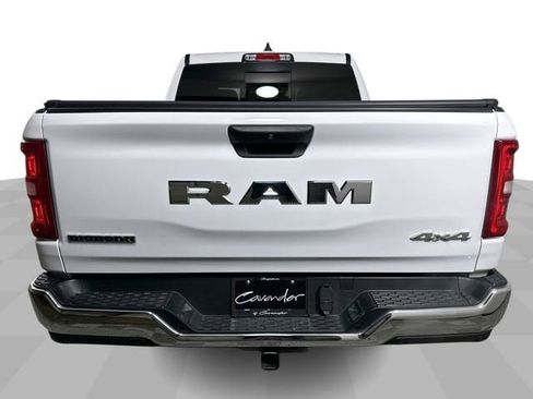 Used 2025 RAM 1500 Big Horn AWD/4WD image 7