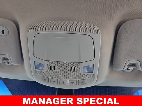 Used 2022 Ford Edge Titanium AWD/4WD image 31
