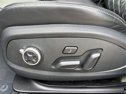 Used 2023 Audi S4 Prestige w/ Prestige Package image 22