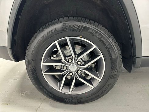 Used 2018 Jeep Grand Cherokee Limited AWD/4WD image 64
