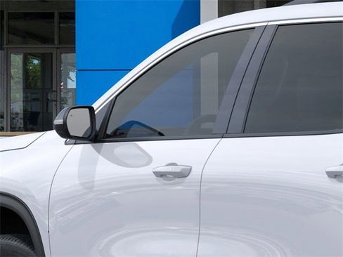 New 2026 Chevrolet Traverse LT w/ Driver Confidence Package image 12