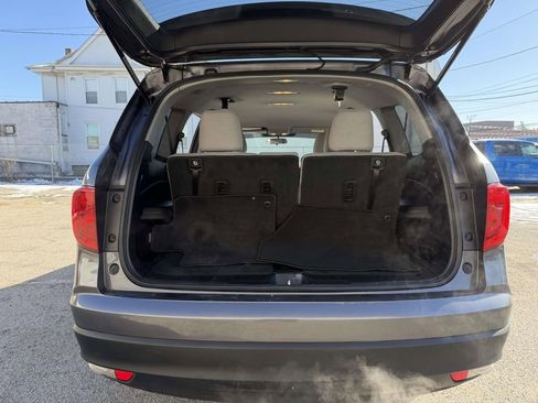 Used 2018 Honda Pilot LX image 23