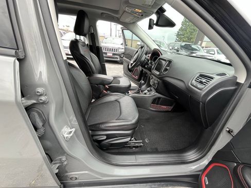 Used 2021 Jeep Compass Trailhawk w/ Sun and Sound Group AWD/4WD image 28