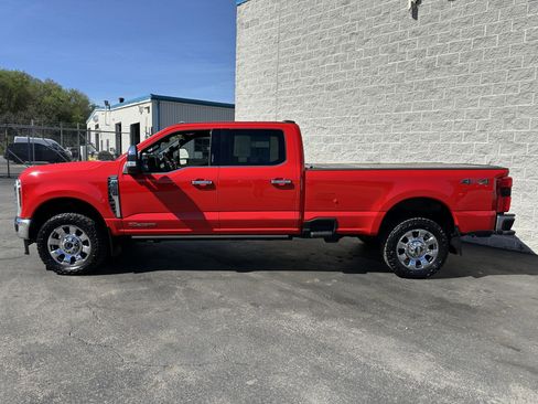 Used 2024 Ford F250 Lariat w/ Lariat Ultimate Package AWD/4WD image 4