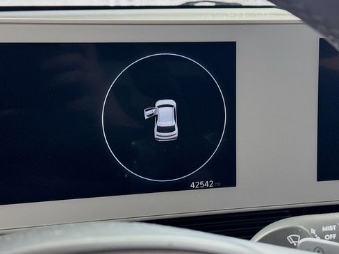 Used 2024 Hyundai Ioniq 5 SE image 16