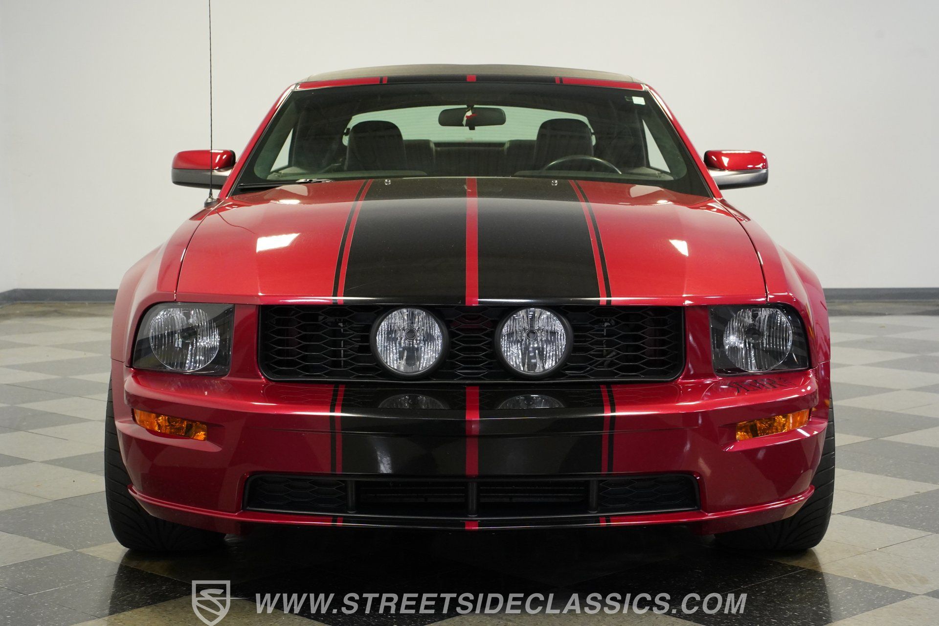 Used 2006 Ford Mustang GT RWD image 18