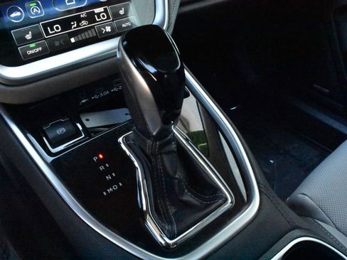 Used 2023 Subaru Outback Limited AWD/4WD image 26