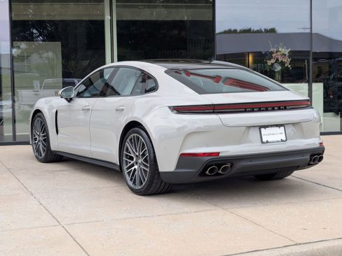 New 2026 Porsche Panamera image 3