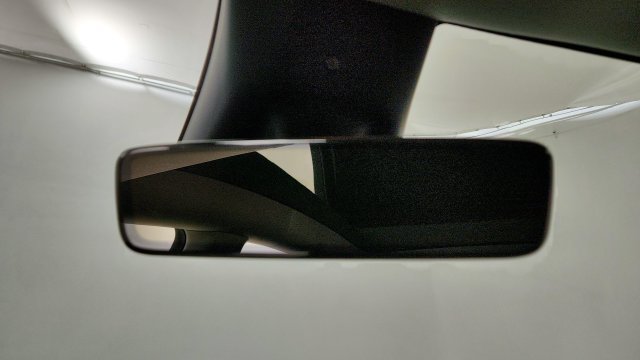 Used 2024 Tesla Model Y 2WD image 70
