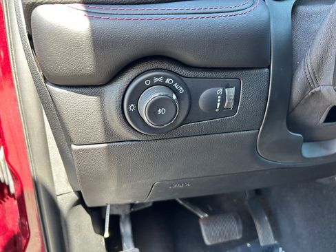 Used 2022 Dodge Durango R/T w/ Trailer Tow Group IV image 22