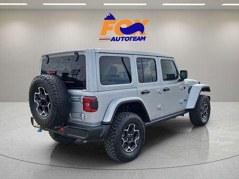 Used 2023 Jeep Wrangler Unlimited Rubicon 4xe w/ Cold Weather Group AWD/4WD image 5