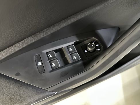 New 2025 Volkswagen Jetta Sport image 18