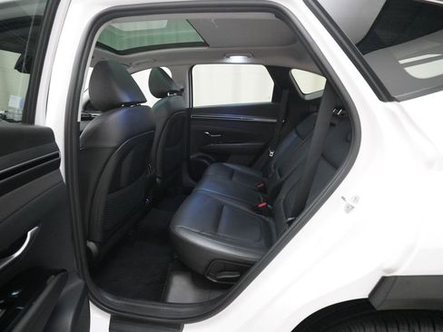 Used 2022 Hyundai Tucson Limited w/ Cargo Package AWD/4WD image 16