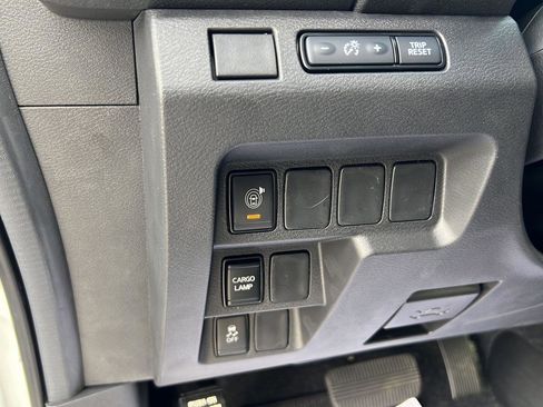 New 2026 Nissan Frontier S image 20