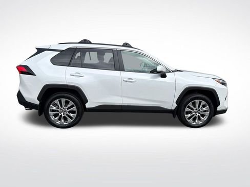 Used 2025 Toyota RAV4 XLE Premium w/ Weather Package AWD/4WD image 7