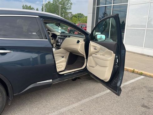 Used 2017 Nissan Murano Platinum w/ Platinum Technology Package AWD/4WD image 22