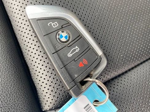 Used 2024 BMW X3 xDrive30i AWD/4WD image 25