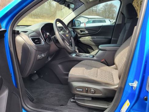 Used 2024 Chevrolet Equinox LT AWD/4WD image 9