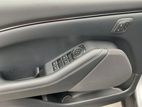 Used 2021 Ford Mustang Mach-E Select w/ Comfort/Technology Package AWD/4WD image 14