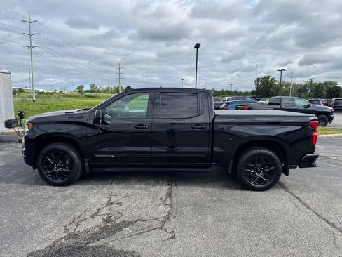 Used 2025 Chevrolet Silverado 1500 High Country w/ Midnight Edition AWD/4WD image 4