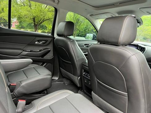 Used 2020 Chevrolet Traverse Premier w/ Redline Edition AWD/4WD image 18