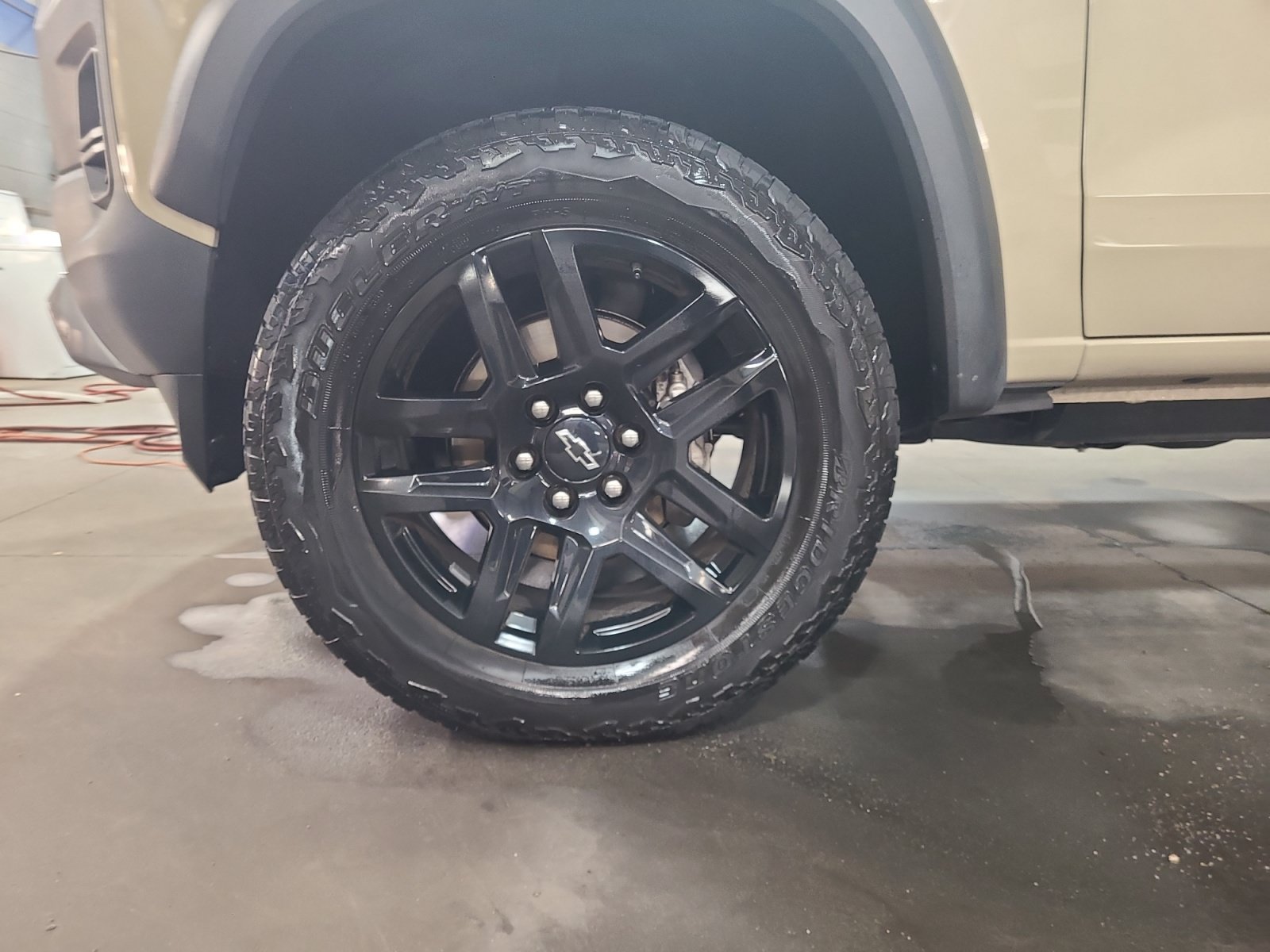 Used 2024 Chevrolet Colorado Trail Boss w/ Technology Package AWD/4WD image 26