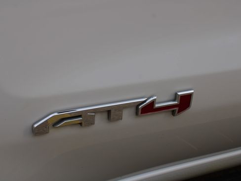 Used 2022 GMC Sierra 1500 AT4 w/ AT4 Premium Package image 13