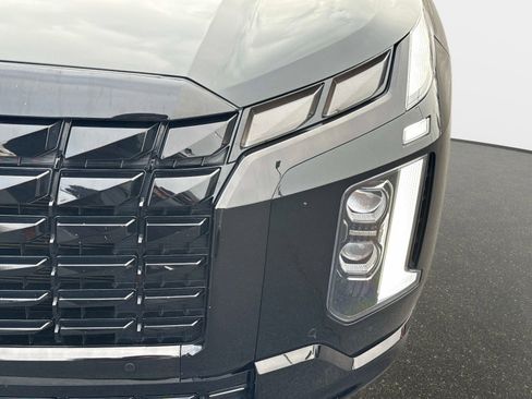 Used 2024 Hyundai Palisade Calligraphy image 11