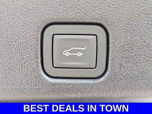 New 2026 Chevrolet Traverse LT w/ Midnight/Sport Edition FWD image 14