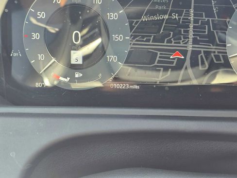 Used 2026 Land Rover Range Rover Velar Dynamic SE AWD/4WD image 27