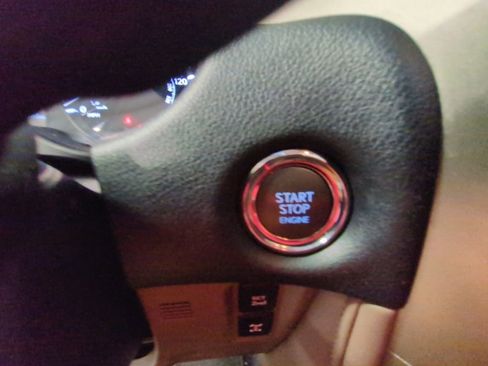 Used 2021 Lexus GX 460 Premium image 18