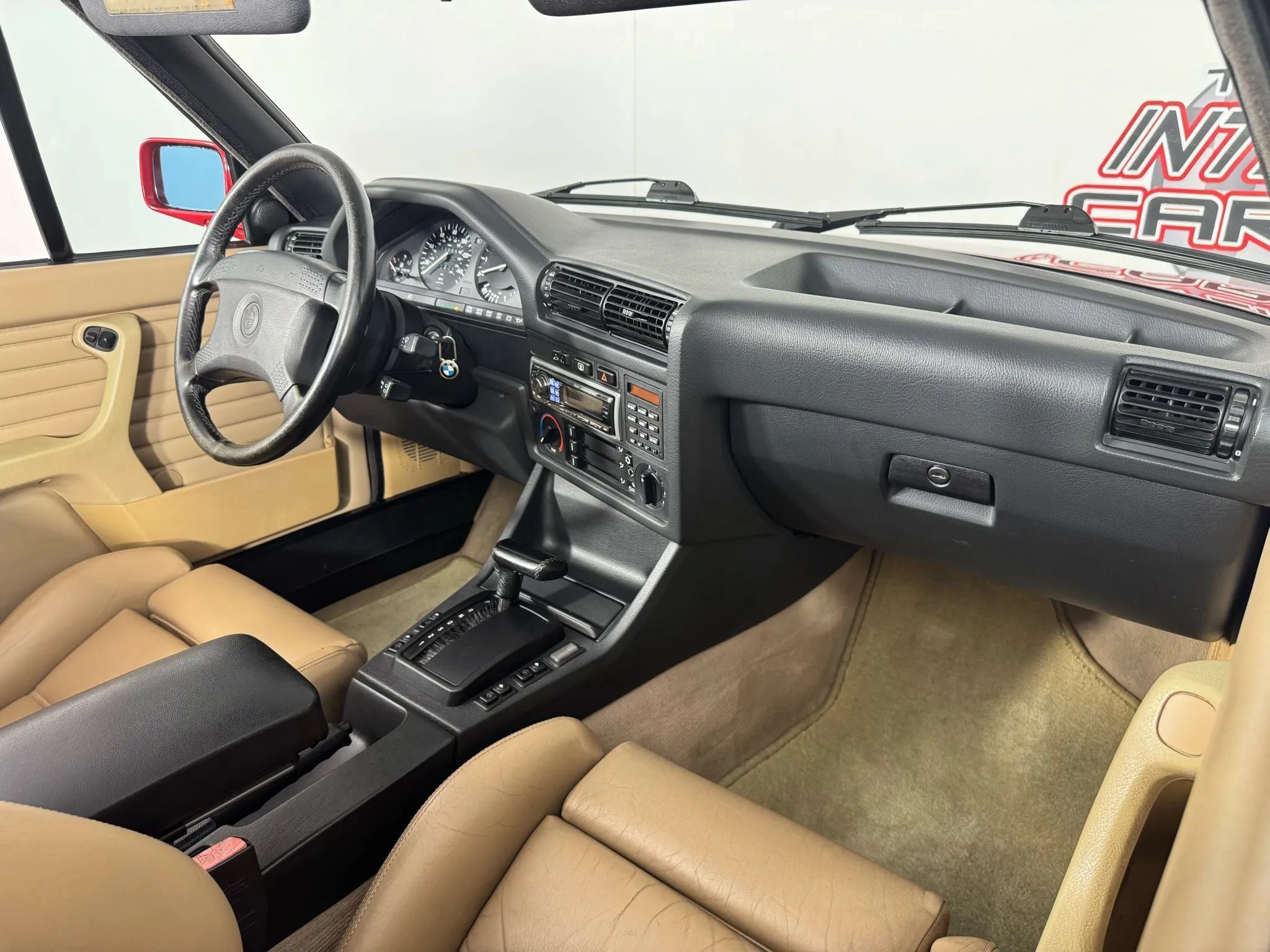 Used 1991 BMW 325i Convertible RWD image 29