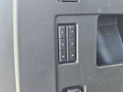 Used 2023 Ford Expedition XLT image 33