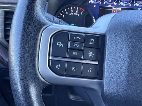 Used 2024 Ford Expedition Limited image 7