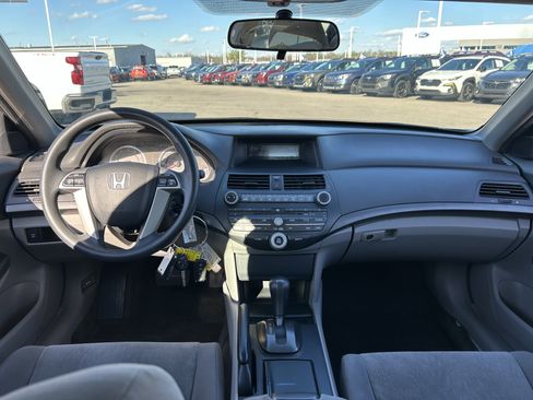 Used 2010 Honda Accord LX-P image 9