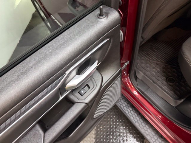 Used 2025 RAM 1500 Big Horn AWD/4WD image 31