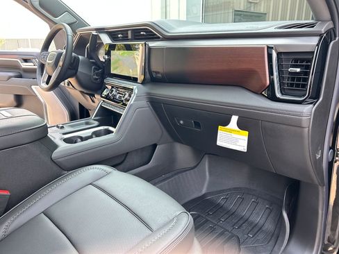 New 2026 GMC Sierra 2500 Denali w/ Denali Reserve Package image 57