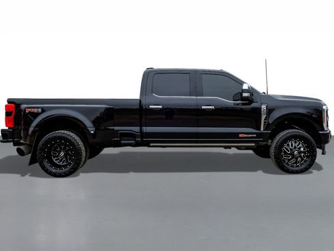 Used 2024 Ford F350 Limited w/ FX4 Off-Road Package image 7