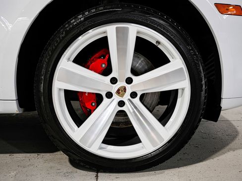 Used 2023 Porsche Macan S AWD/4WD image 54