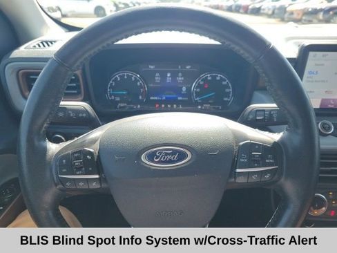 Used 2022 Ford Maverick Lariat w/ Lariat Luxury Package image 14