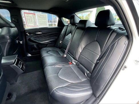 Certified 2022 Toyota Avalon Limited image 22