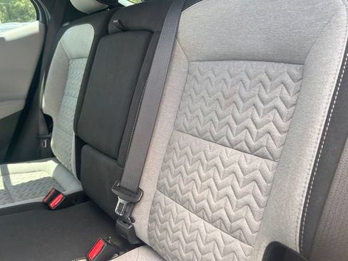 Used 2022 Chevrolet Equinox LS AWD/4WD image 37