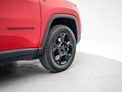 Used 2023 Jeep Compass Trailhawk image 11