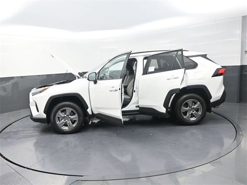 New 2025 Toyota RAV4 XLE image 38
