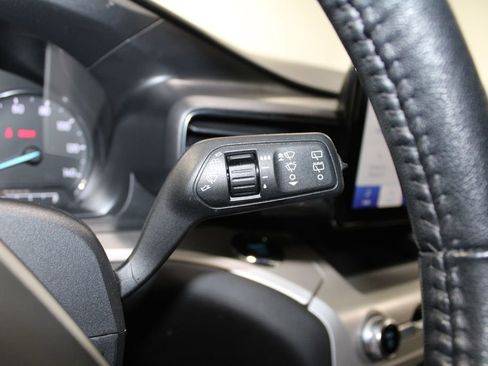 Used 2022 Ford Explorer XLT w/ Equipment Group 202A image 42