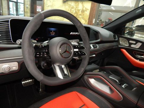 Used 2024 Mercedes-Benz GLE 53 AMG 4MATIC Coupe image 25